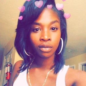 Meet your Posher, Stacia